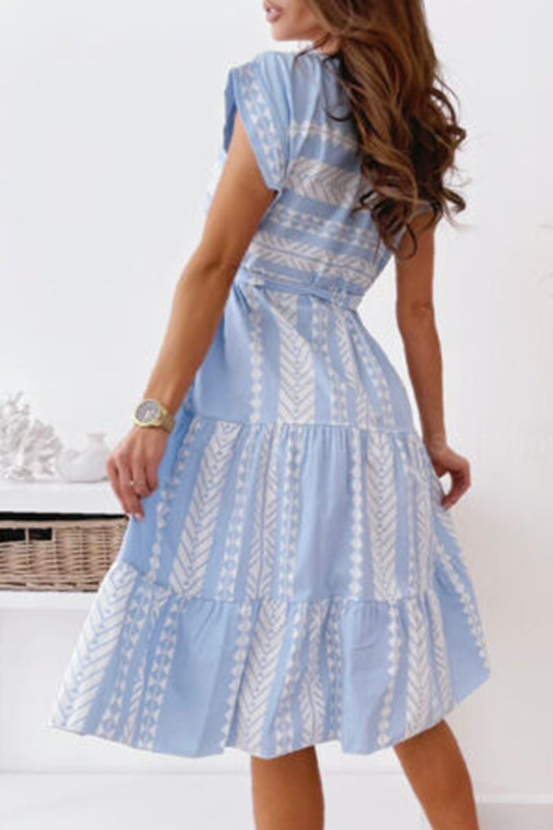 Sophisticated Dress with a Clean Classic Look