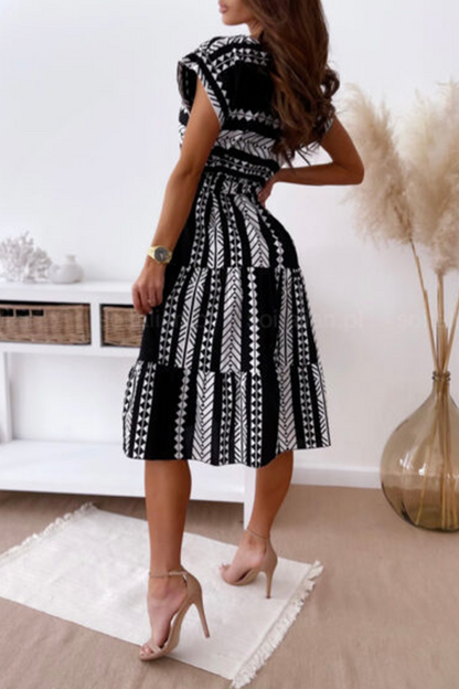 Sophisticated Dress with a Clean Classic Look