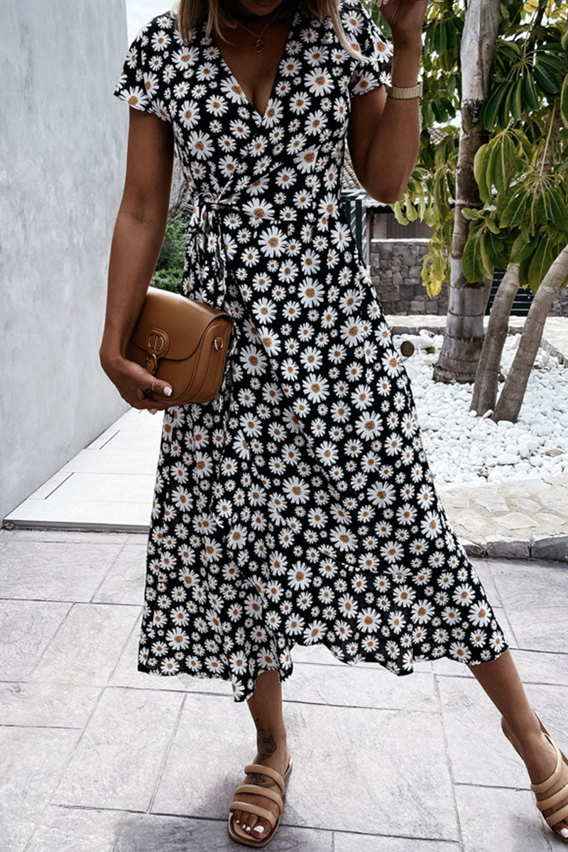 Polished Dress with an Effortless Classic Look