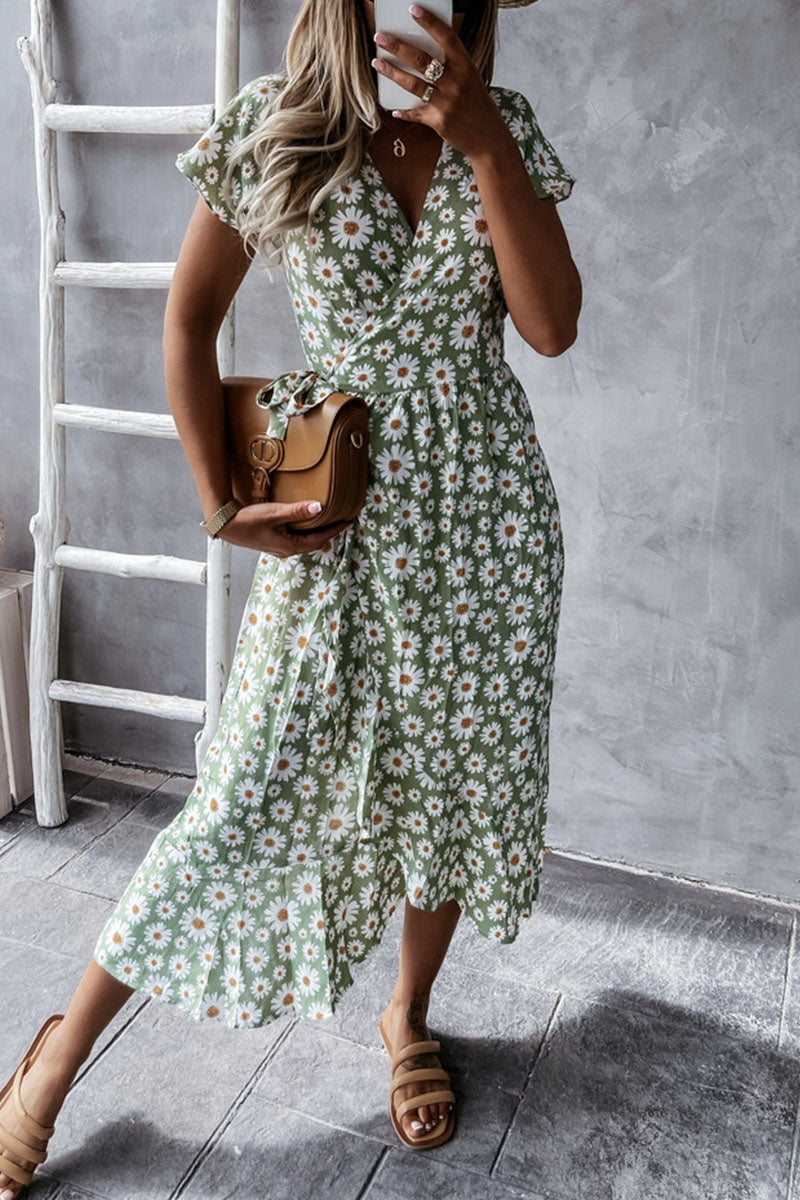 Polished Dress with an Effortless Classic Look