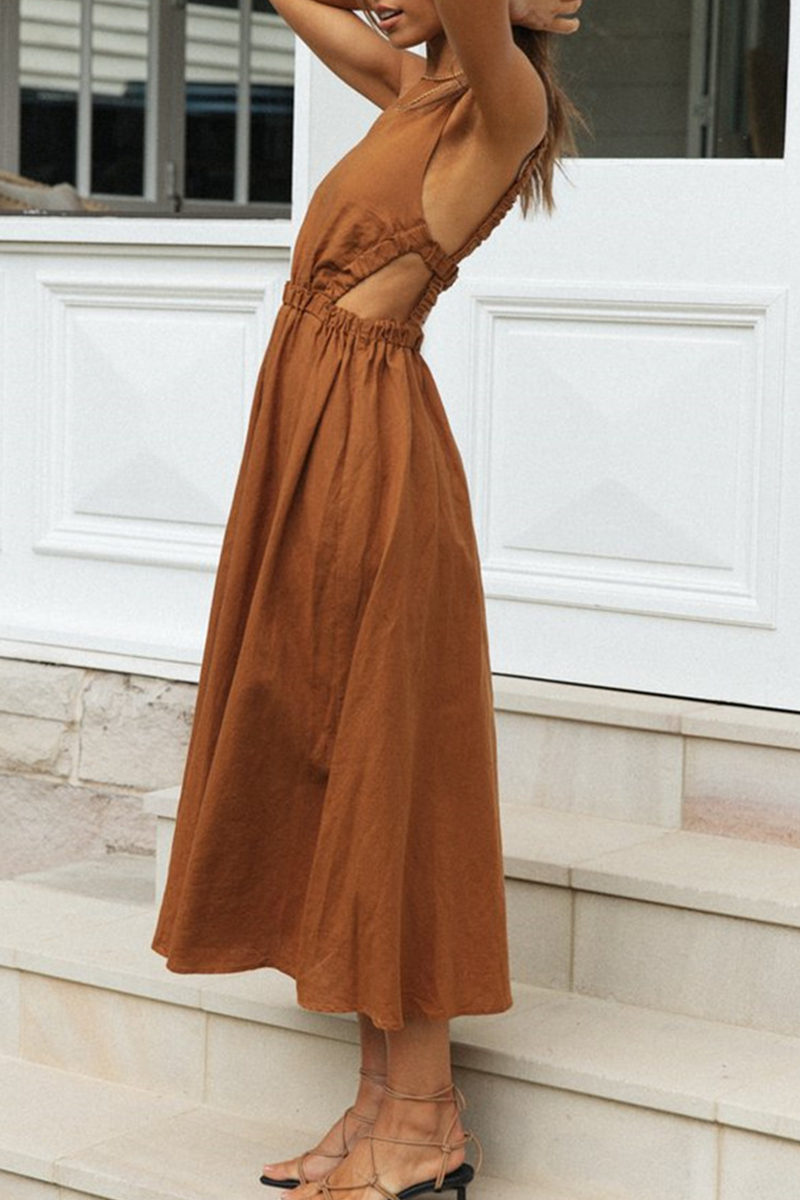 Effortlessly Elegant Dress with a Timeless Design