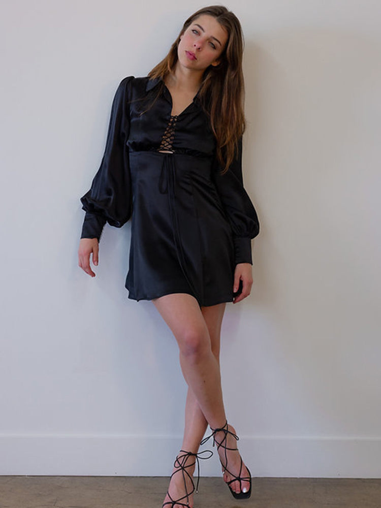 Sophisticated Dress with a Clean Classic Look