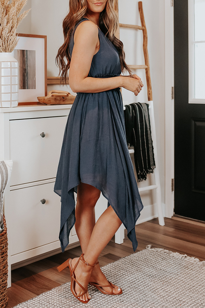 Classic Vintage Dress with a Flattering Fit