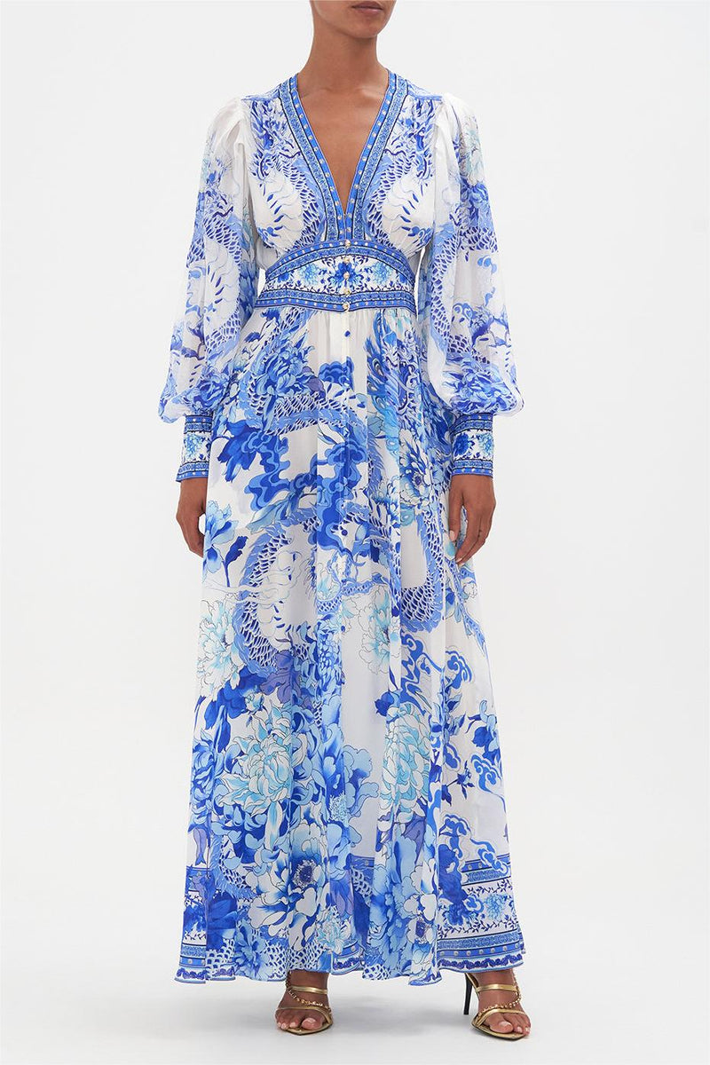 Classic Vintage Dress with a Flattering Fit