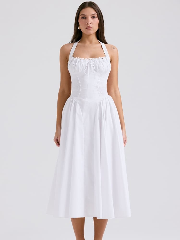 Gracefully Styled Dress for Any Occasion