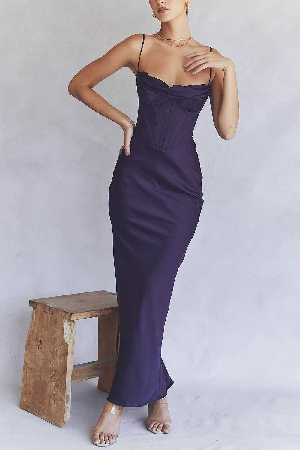 Gracefully Styled Dress for Any Occasion