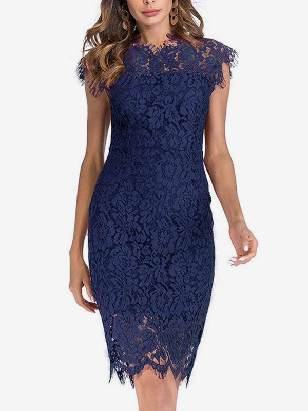 Beautifully Finished Dress in a Timeless Design