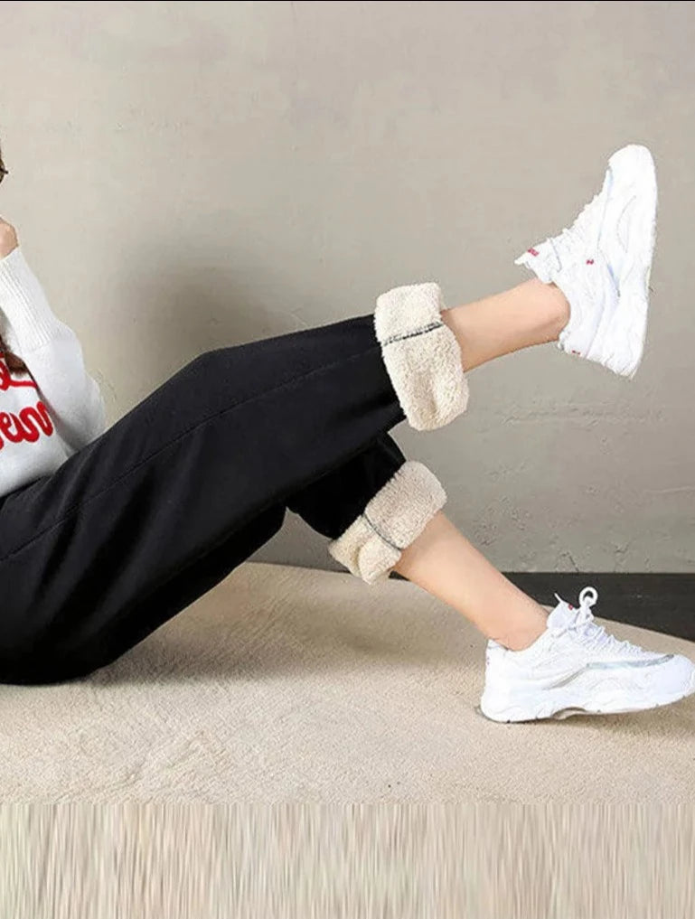 Polished Pants with an Effortless Classic Look