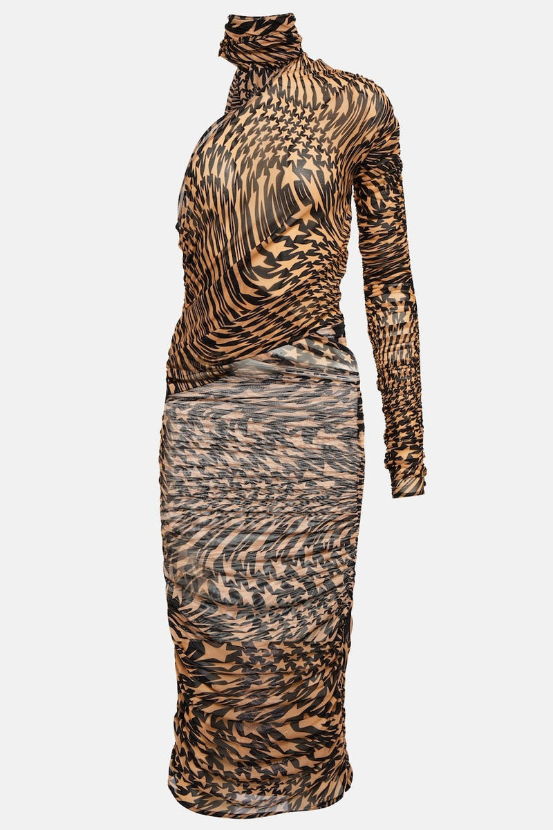 Classic Vintage Dress with a Flattering Fit