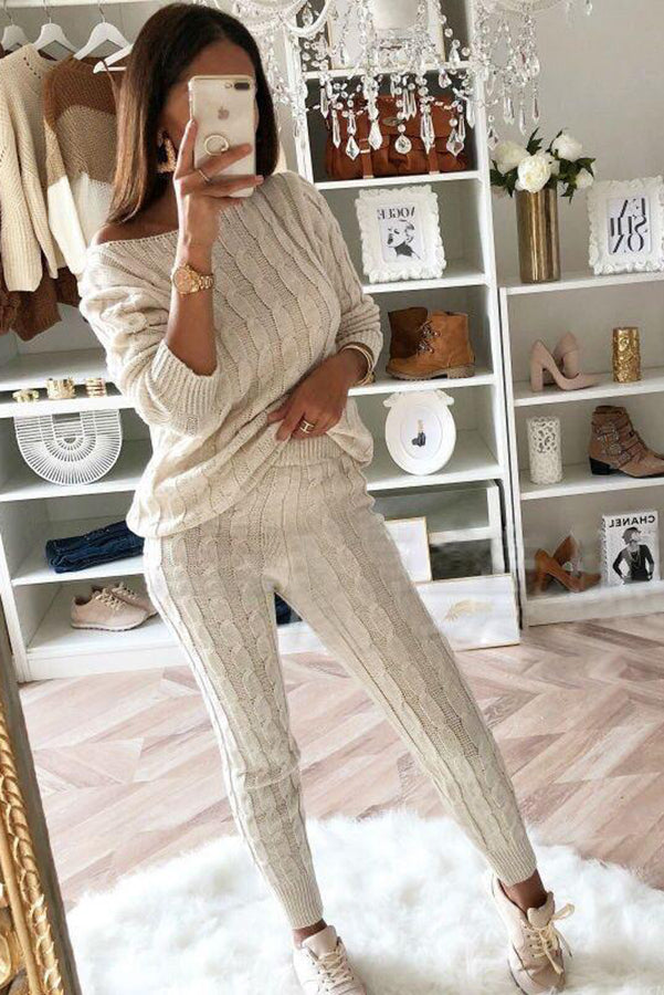 Gracefully Styled Sweater for Any Occasion