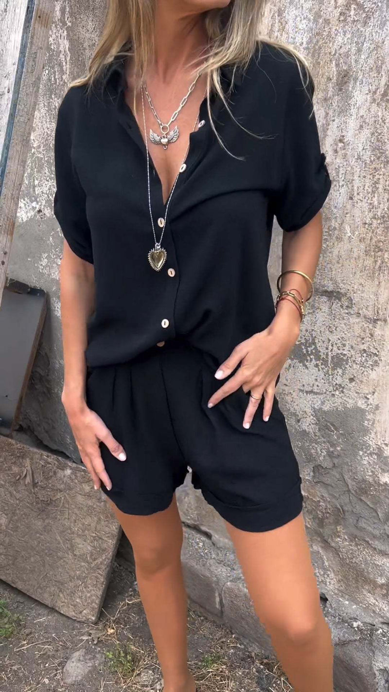 Effortlessly Elegant Shirt with a Timeless Design