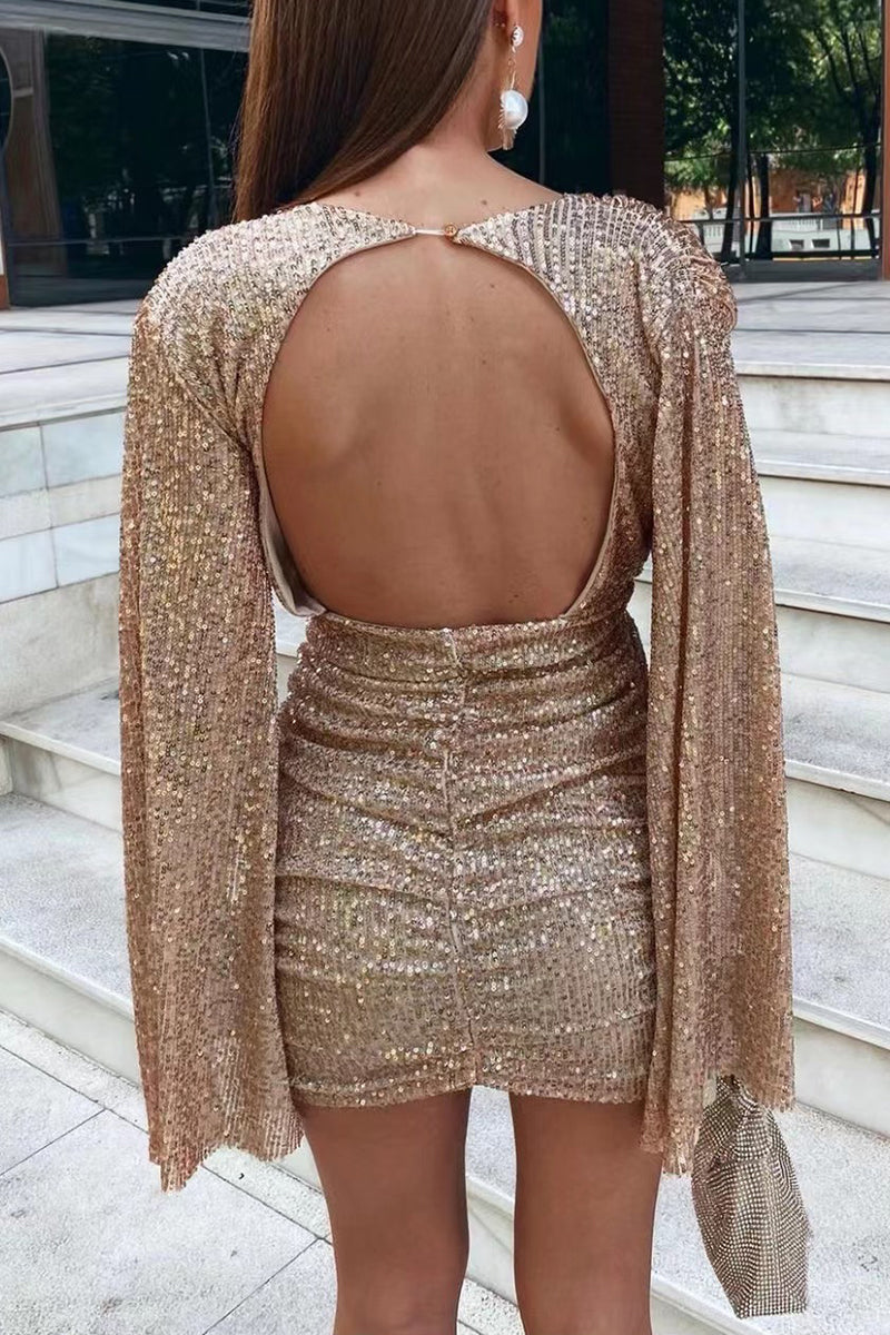 Well Tailored Dress with a Graceful Silhouette