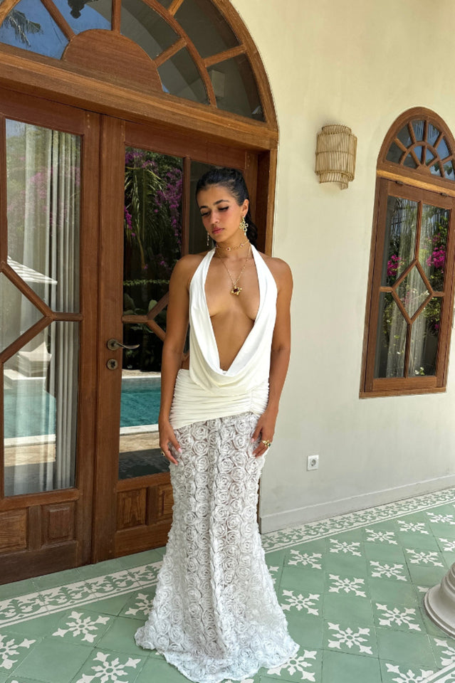 Beautifully Crafted Dress in a Classic Style