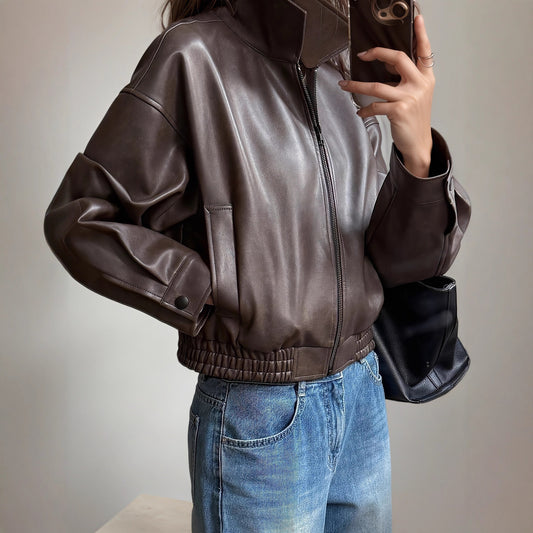 Gracefully Styled Jacket for Any Occasion