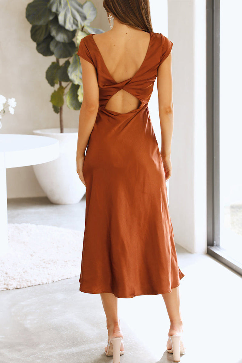 Effortlessly Elegant Dress with a Timeless Design