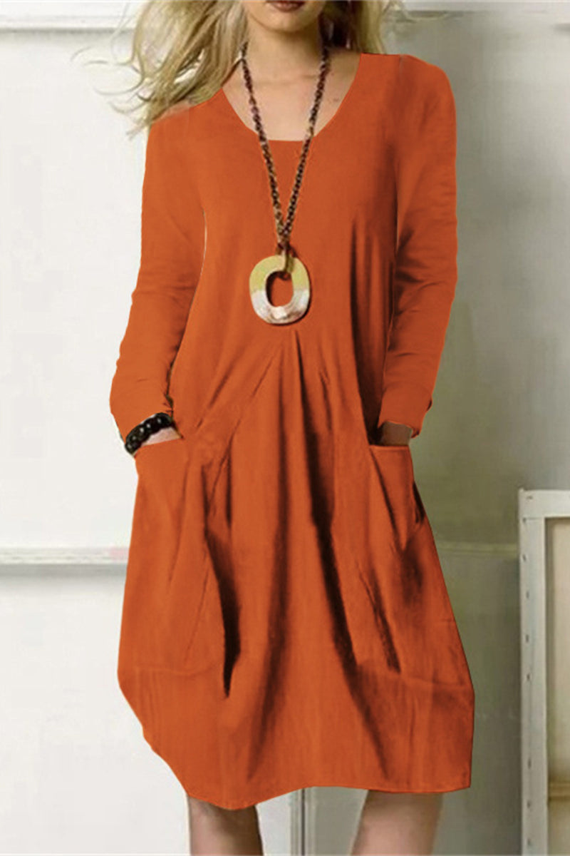 Classic Vintage Dress with a Flattering Fit