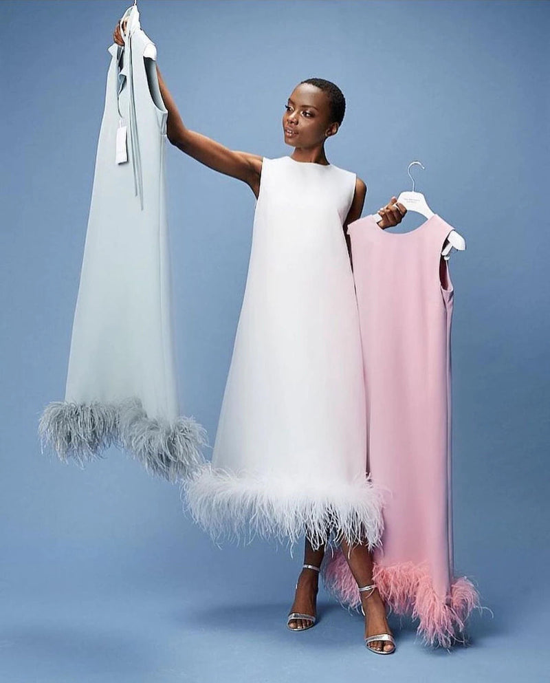 Beautifully Finished Dress in a Timeless Design