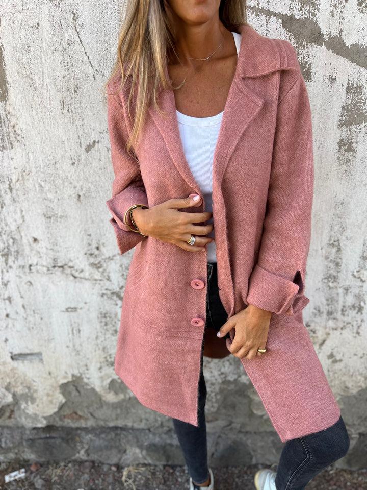 Gracefully Styled Coat for Any Occasion