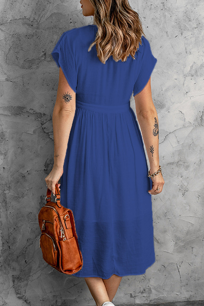 Beautifully Finished Dress in a Timeless Design