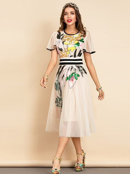 Classic Vintage & Enduringly Stylish Dress