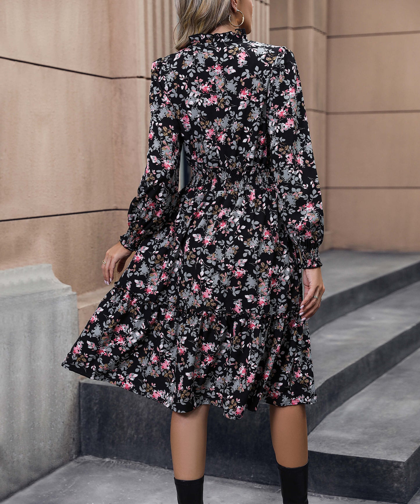 Sophisticated Dress with a Clean Classic Look