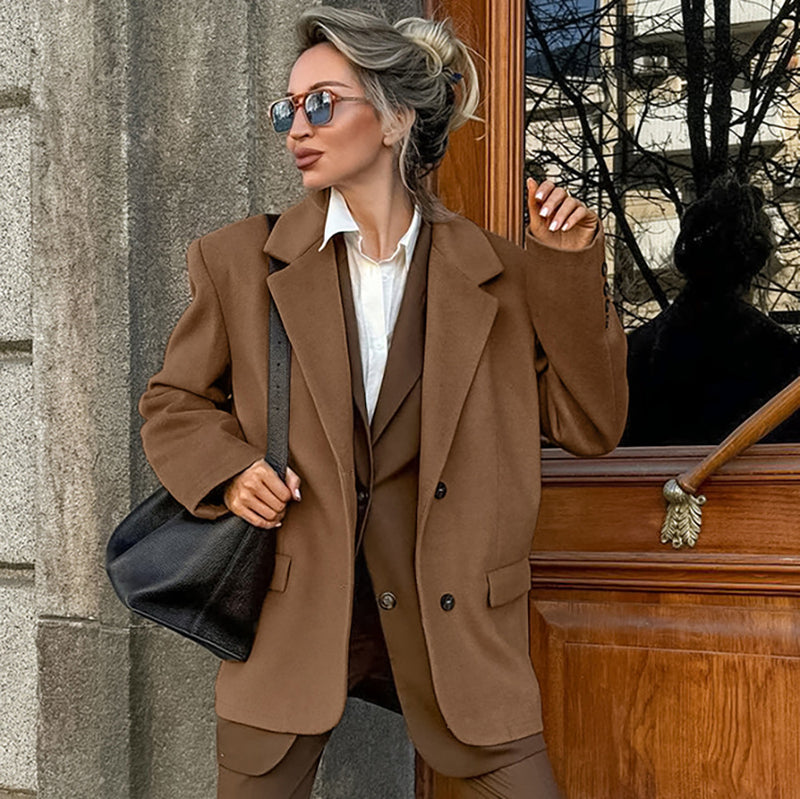 Classic Vintage & Enduringly Stylish Coat