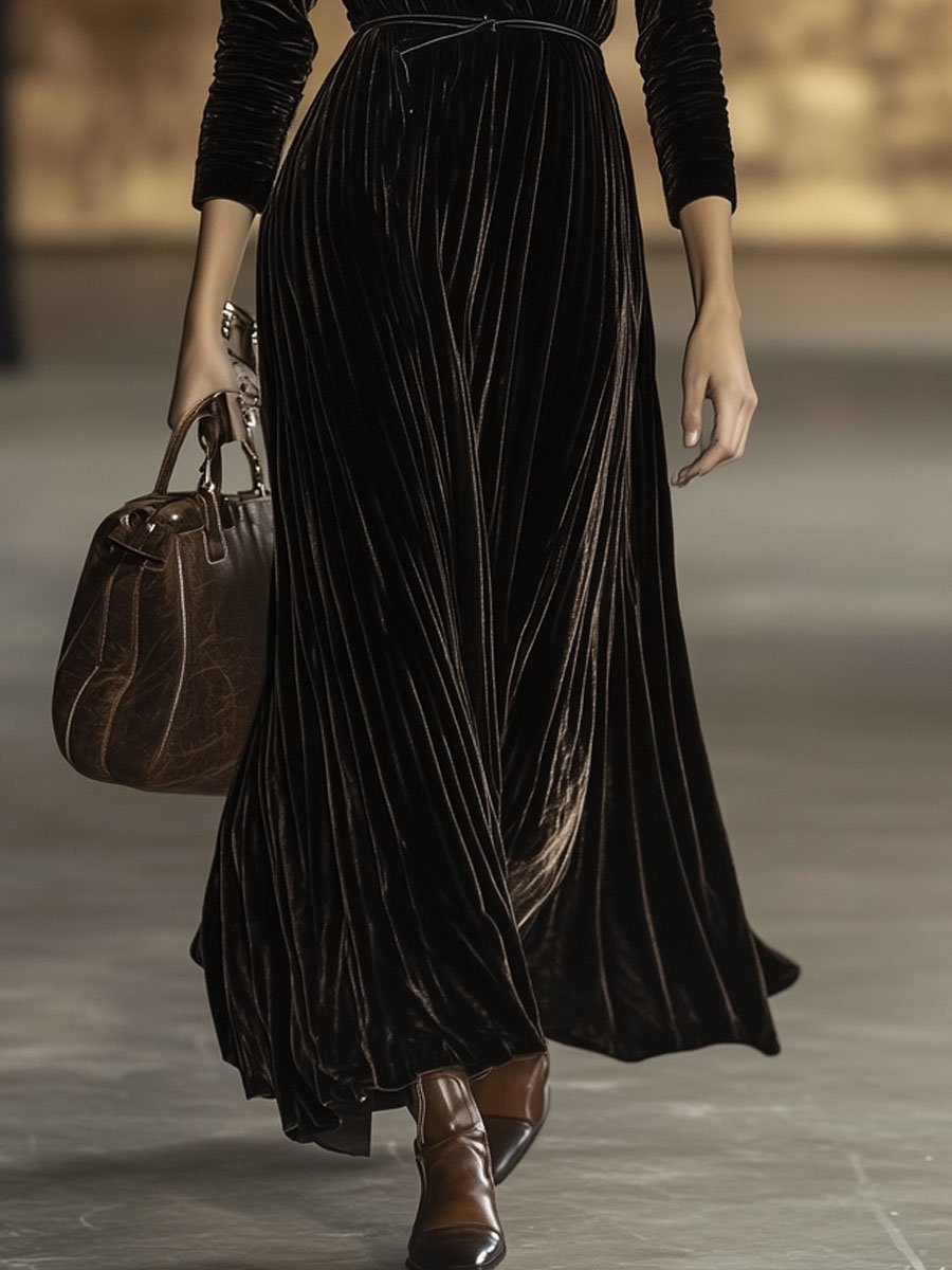 A Vintage Style Dress with Delicate Timeless Details
