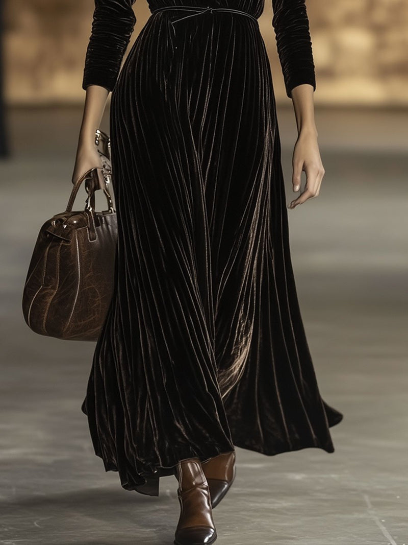A Vintage Style Dress with Delicate Timeless Details