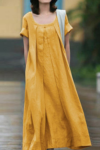 Effortlessly Elegant Dress with a Timeless Design