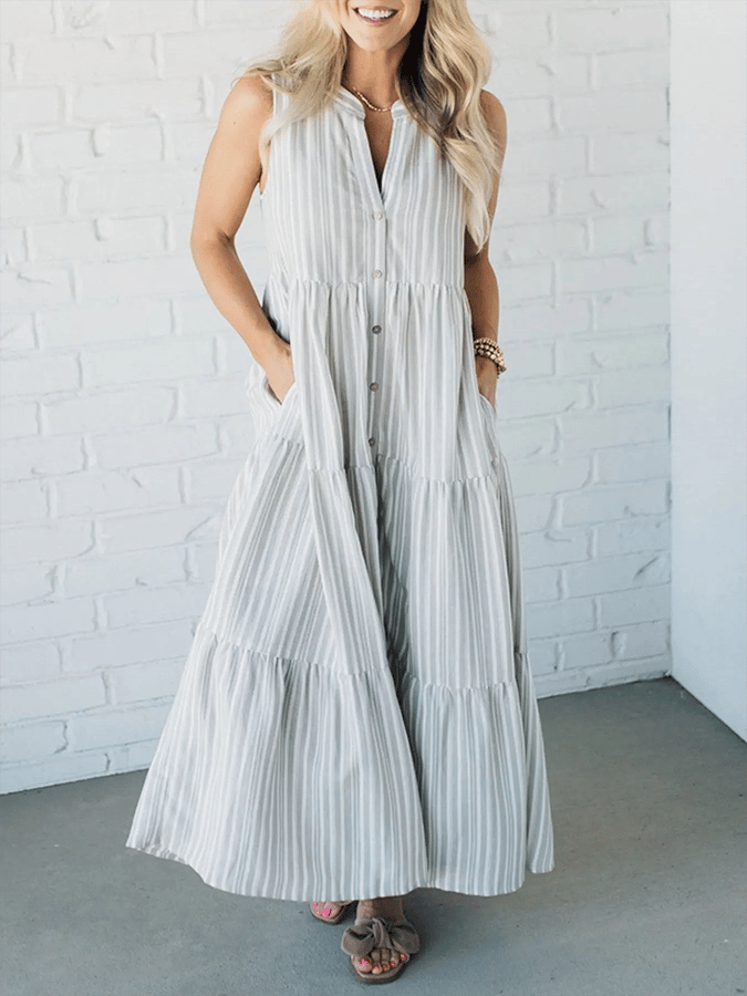 Classic Vintage Dress with a Flattering Fit