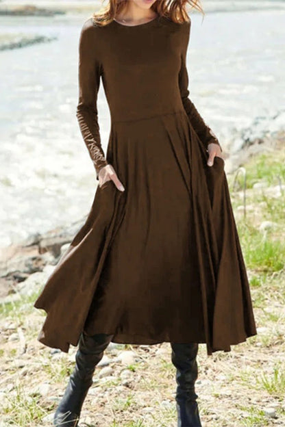 Classic Vintage & Enduringly Stylish Dress