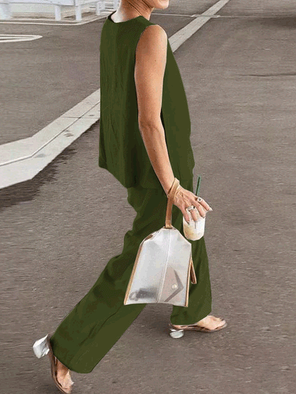 Elegantly Styled Pants for Everyday Wear