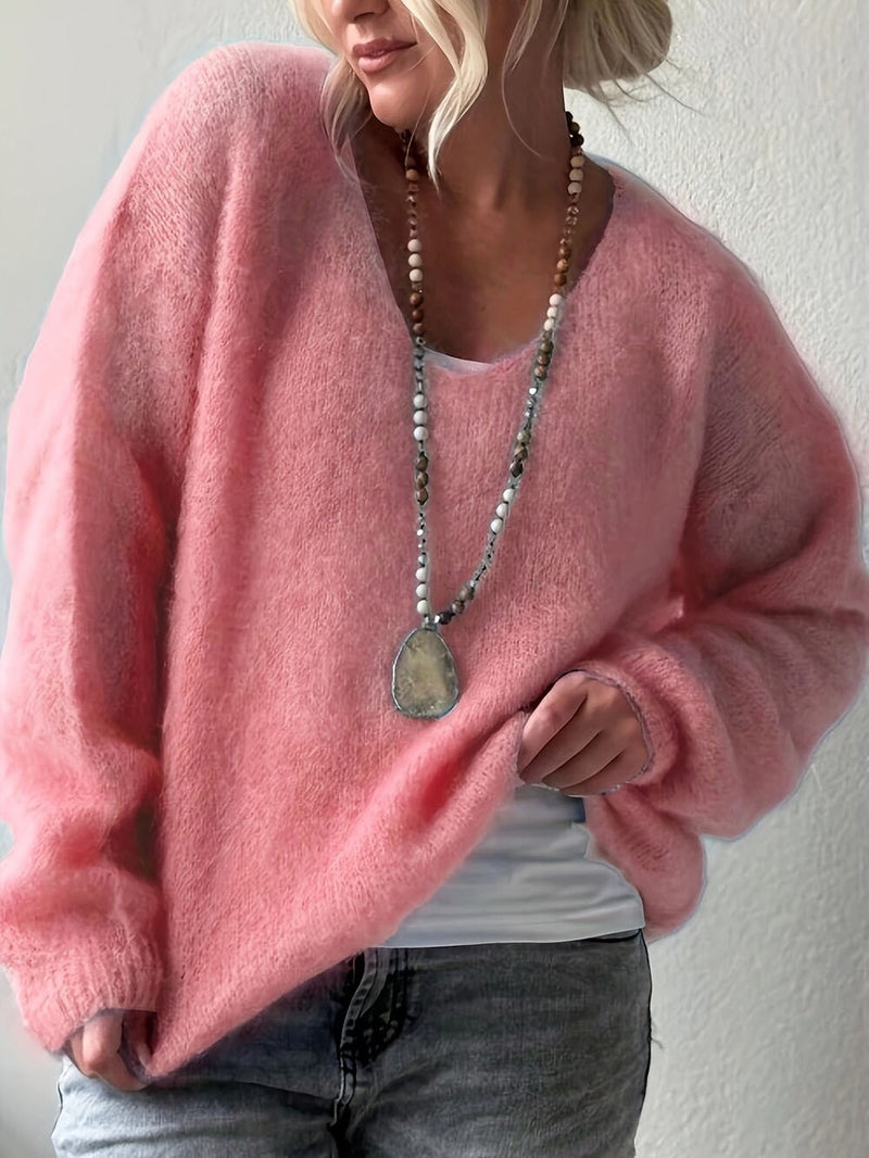 Effortlessly Elegant Sweater with a Timeless Design