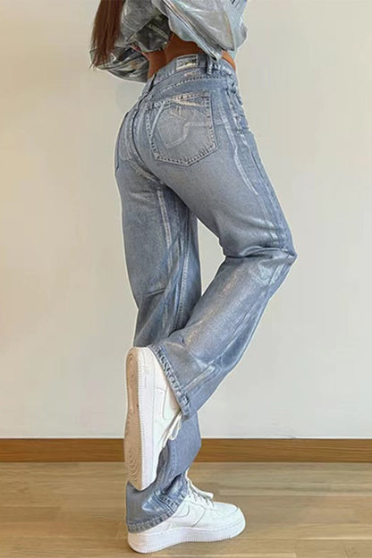 Gracefully Styled Garment for Any Occasion
