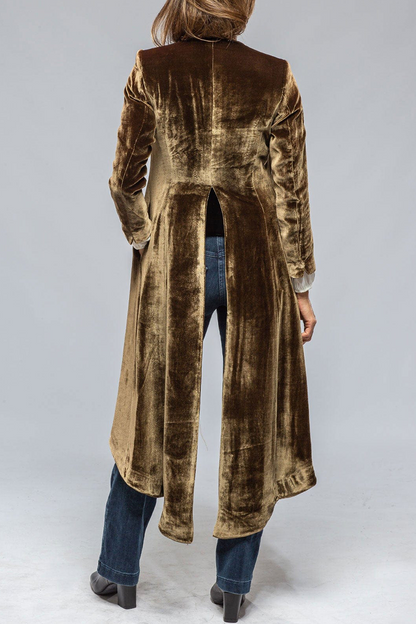 Elegantly Styled Garment for Everyday Wear