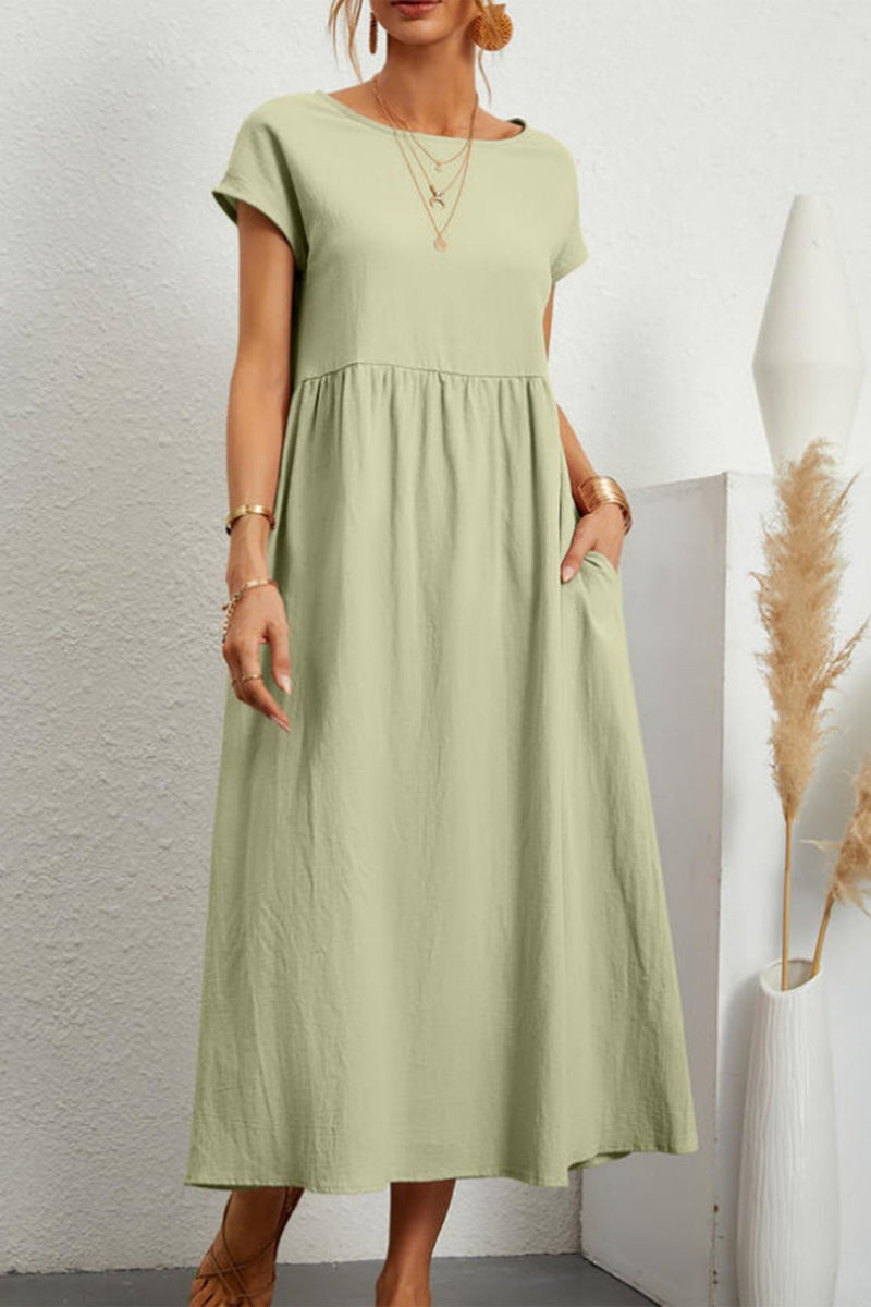 Classic Vintage & Enduringly Stylish Dress