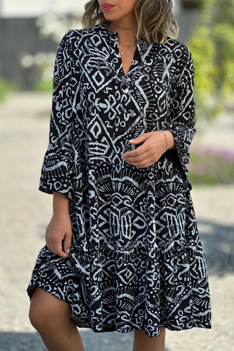 Classic Vintage & Enduringly Stylish Dress