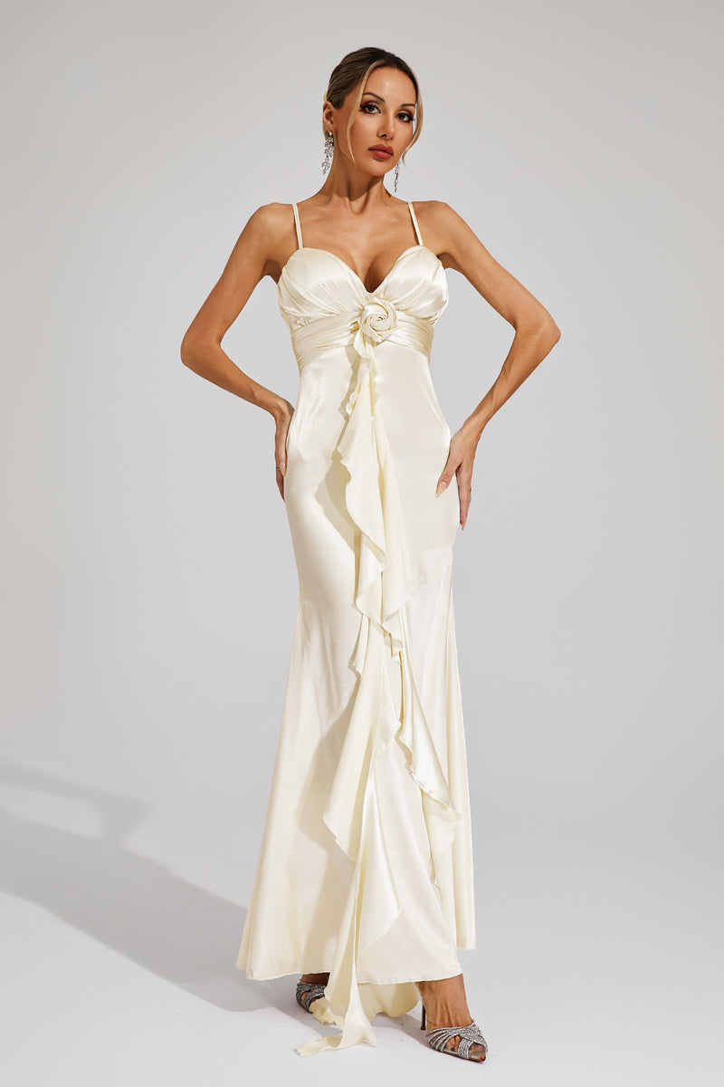 Beautifully Finished Dress in a Timeless Design