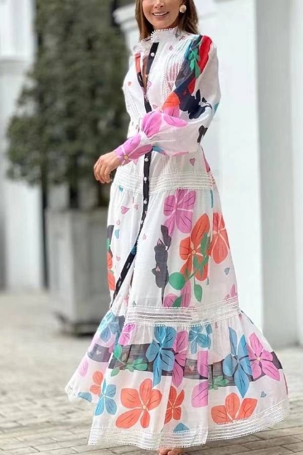 Well Tailored Dress with a Graceful Silhouette