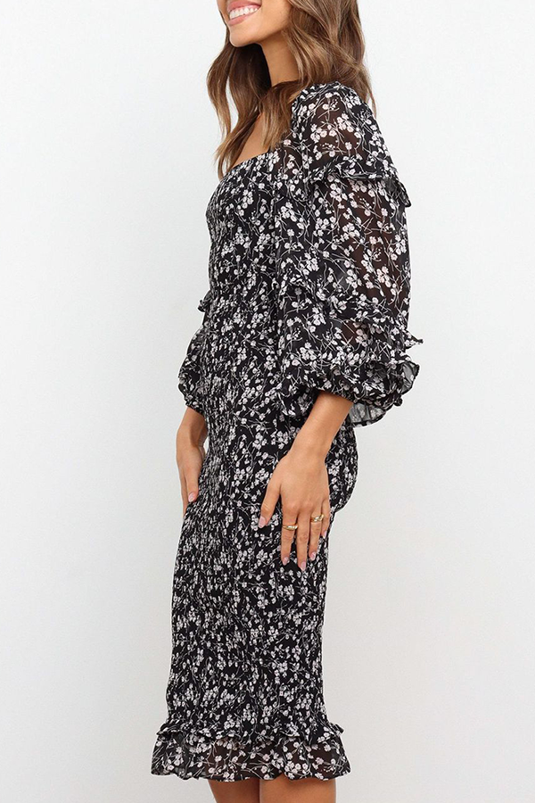 Gracefully Styled Dress for Any Occasion