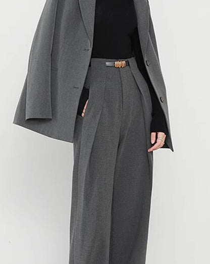 Elegantly Styled Pants for Everyday Wear