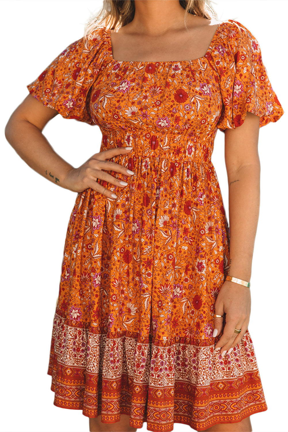 Classic Vintage Dress with a Flattering Fit