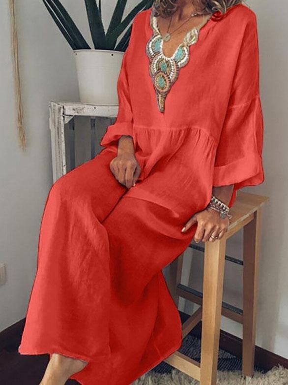 A Vintage Style Dress with Delicate Timeless Details