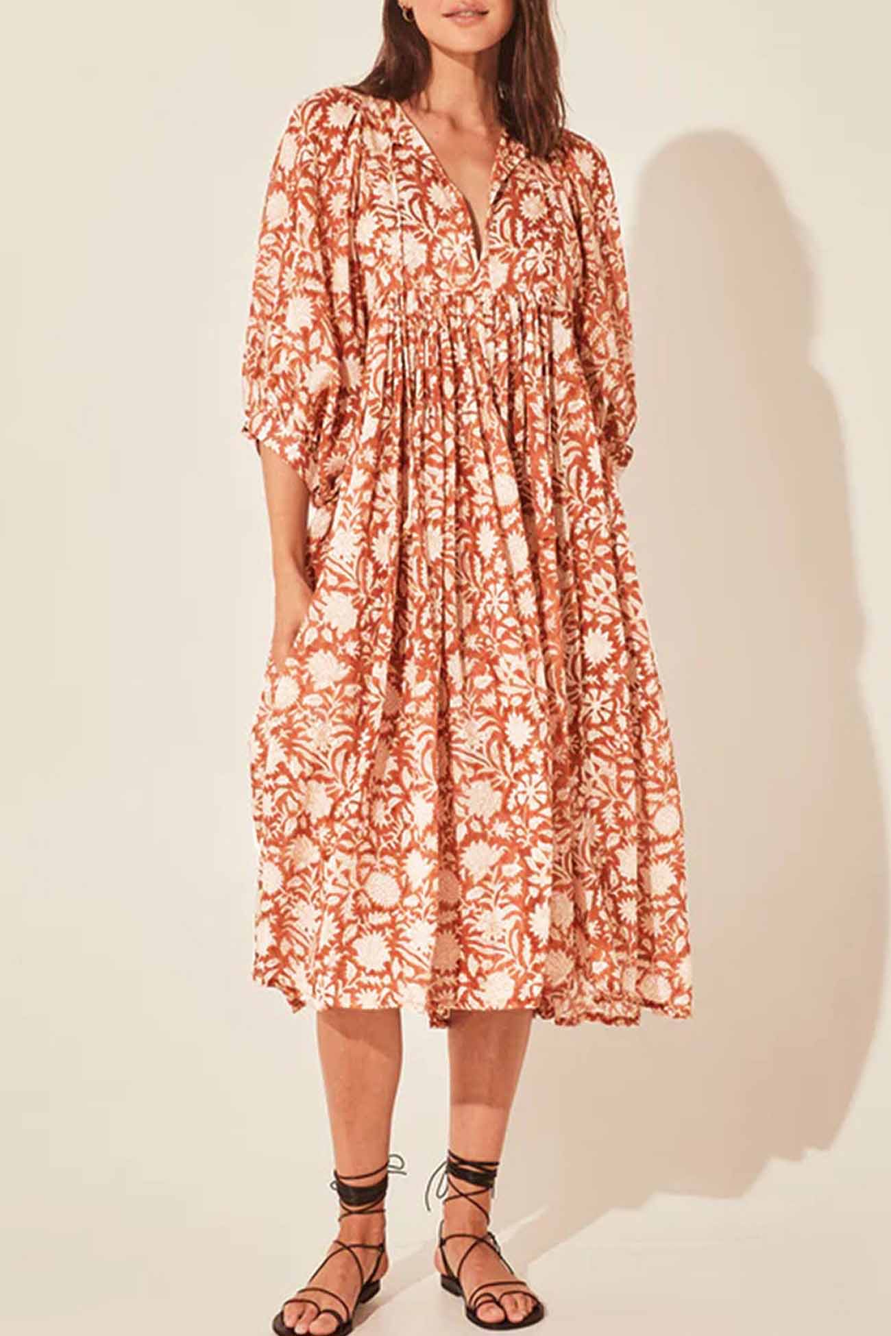 Beautifully Crafted Dress in a Classic Style