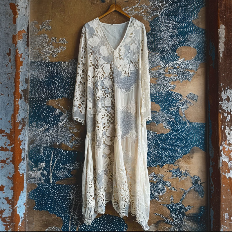 Classic Vintage Dress with a Flattering Fit