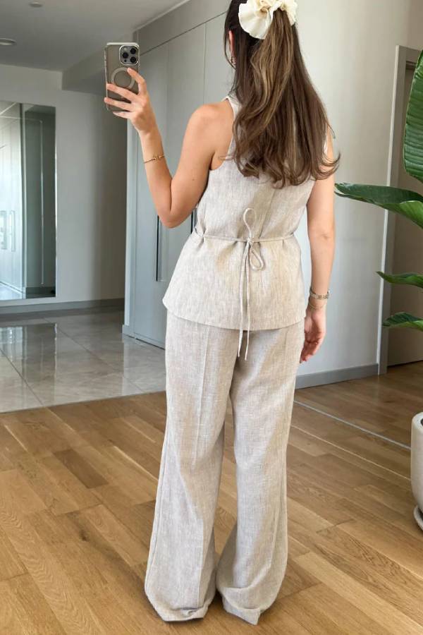 A Vintage Style Pants with Delicate Timeless Details