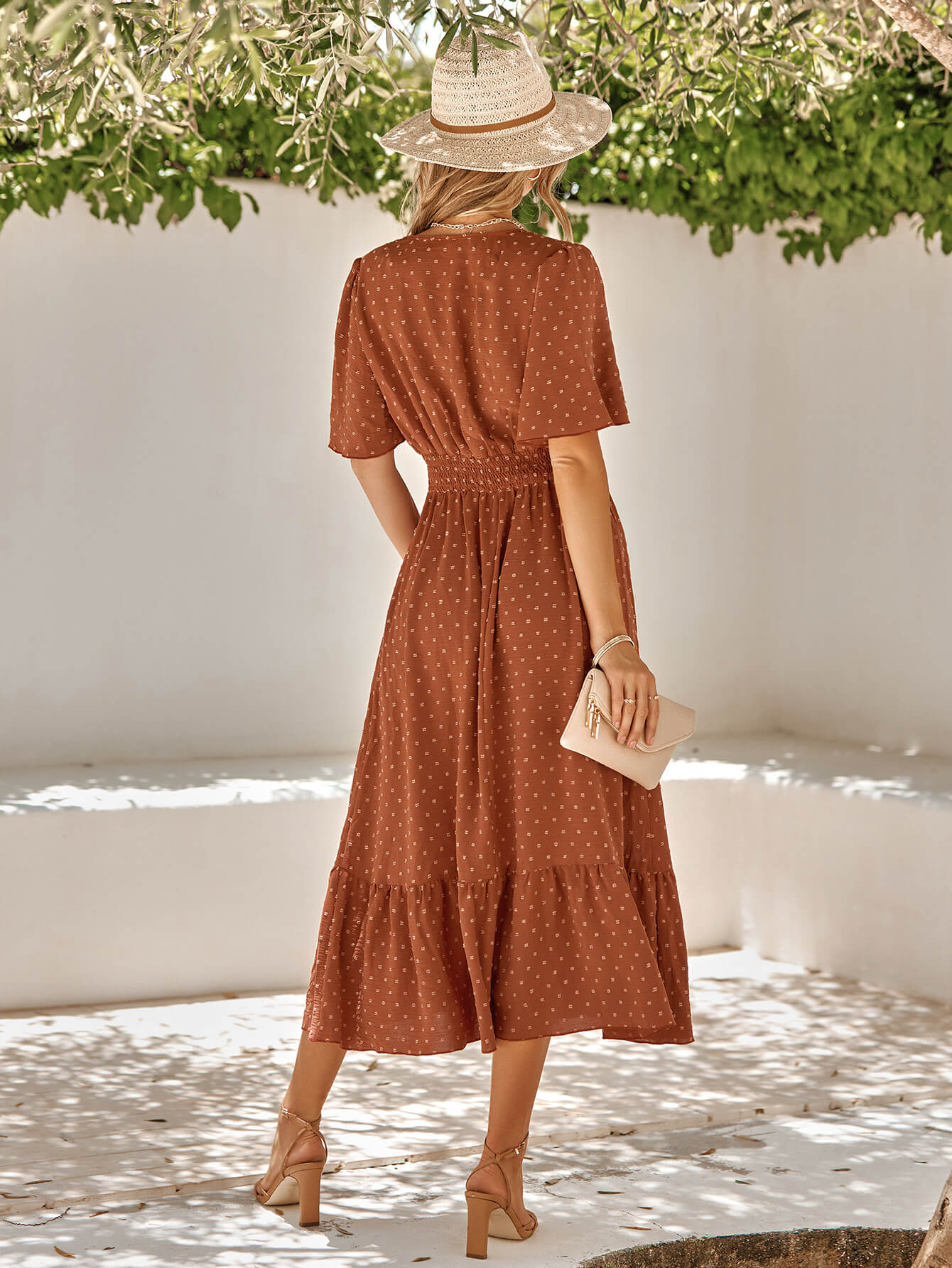 Polished Dress with an Effortless Classic Look