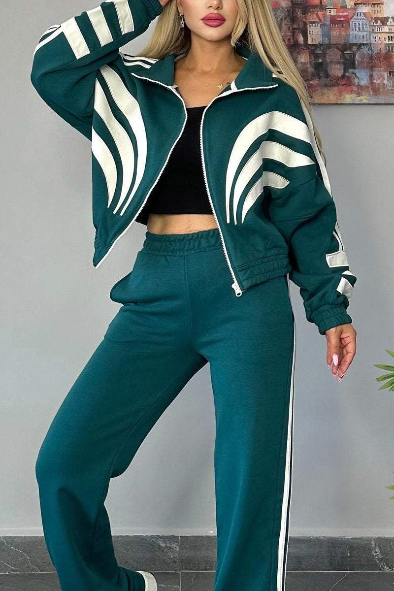 Polished Pants with an Effortless Classic Look