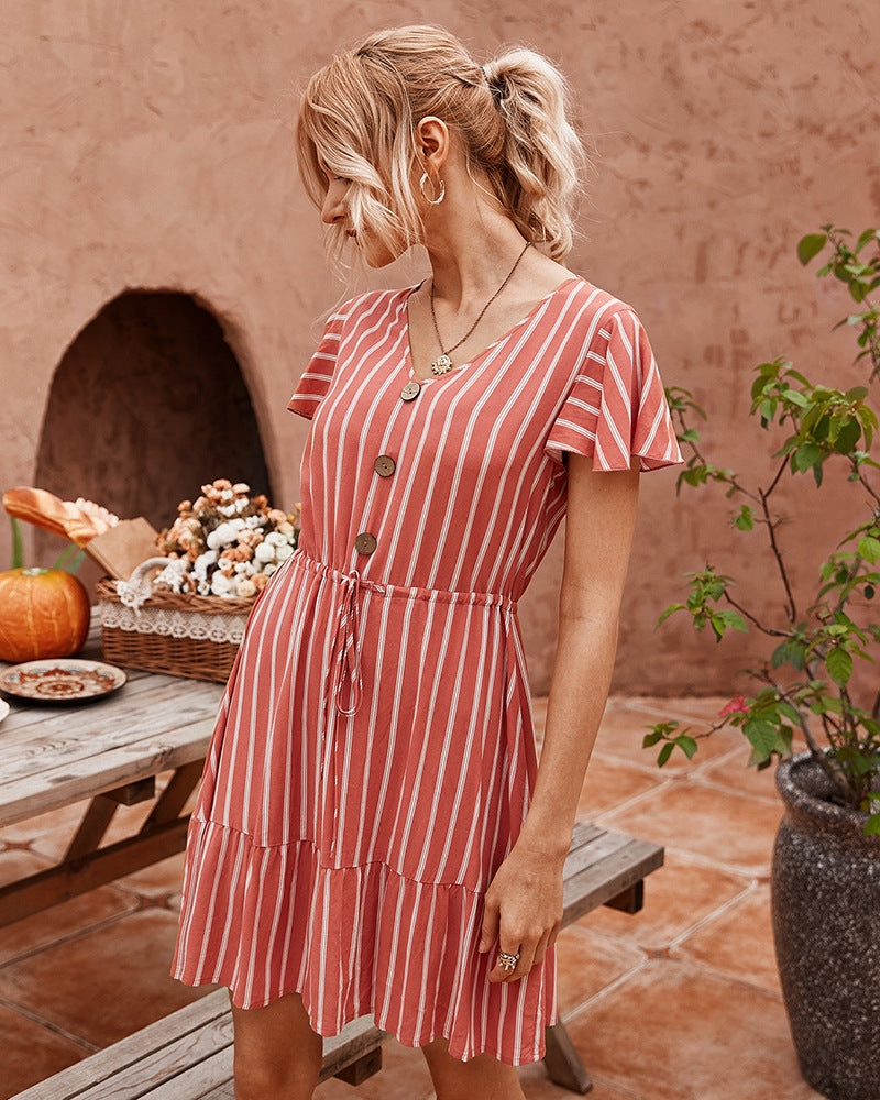 Beautifully Finished Dress in a Timeless Design