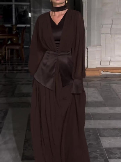 Sophisticated Garment with a Clean Classic Look